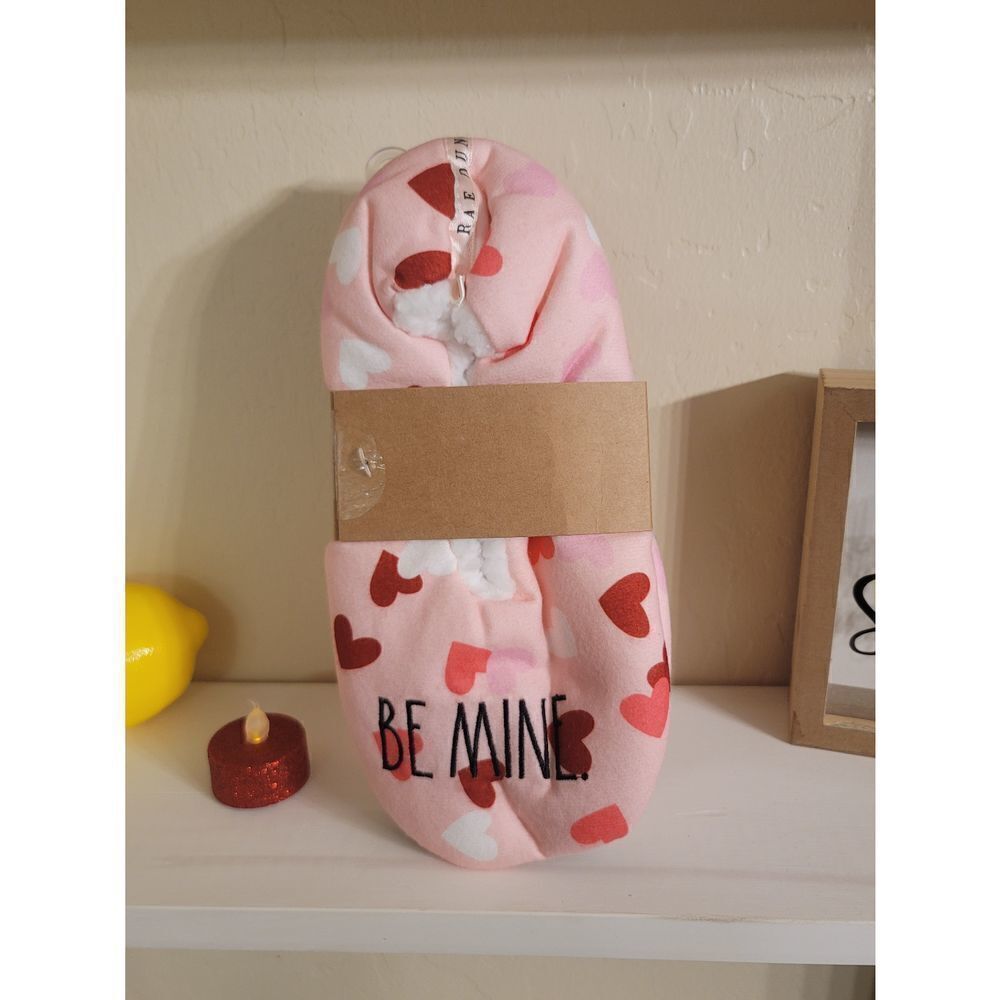 Rae Dunn slippers Pink with hearts BE MINE Size S/M or shoe size 5-7
